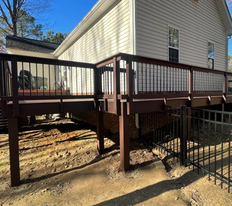 Decks Plus LLC - Clayton, NC