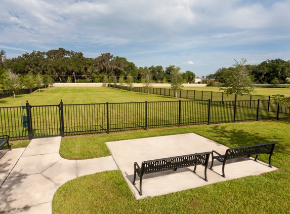 Southwinds Cove Rental Townhomes - Leesburg, FL