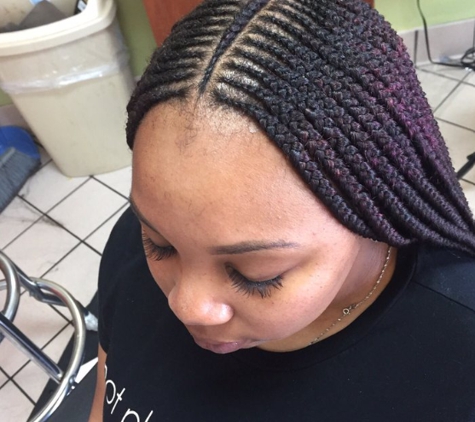 Linda's African Hair Braiding - Dorchester, MA