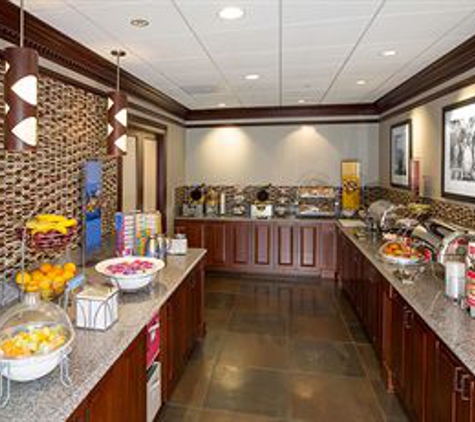 Hampton Inn Coventry-Warwick Area - Coventry, RI