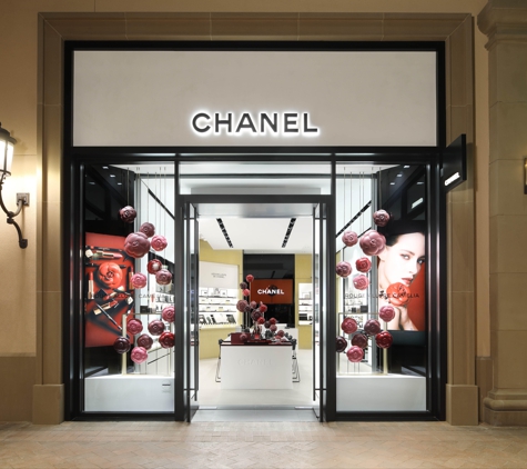 Chanel Fragrance And Beauty Boutique - Newport Beach, CA