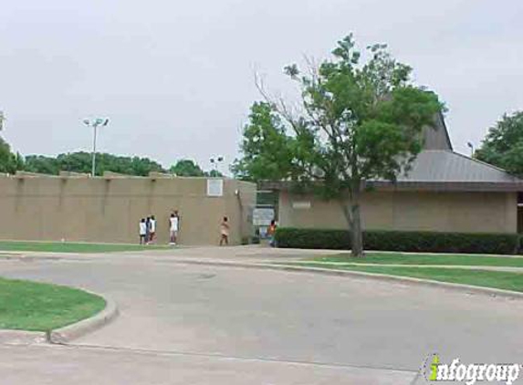 Bradfield Recreation Center - Garland, TX