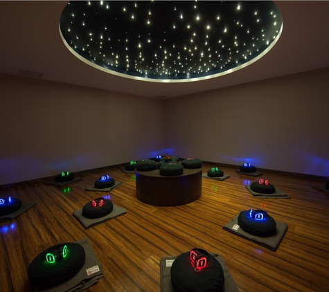 Atmasphere Yoga - Atlanta, GA. Guided meditation room with sound-off headphones