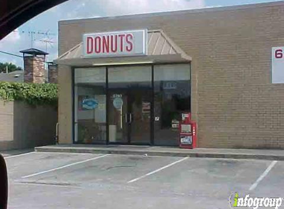 Donut Palace - Dallas, TX