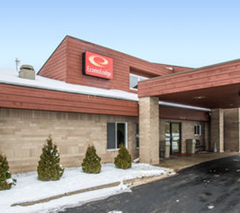 Econo Lodge - River Falls, WI