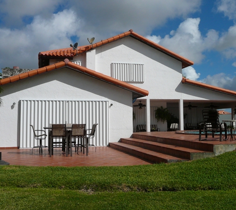 Storm Hurricane Shutter Inc - Hallandale Beach, FL