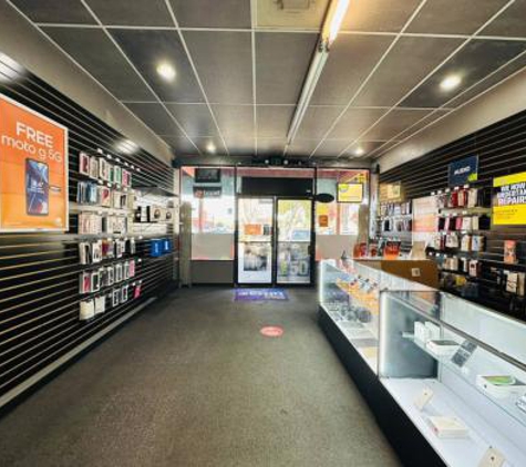 PHONE HUT Cell Phone Repair Lyca Mobile Boost Mobile - Fremont, CA