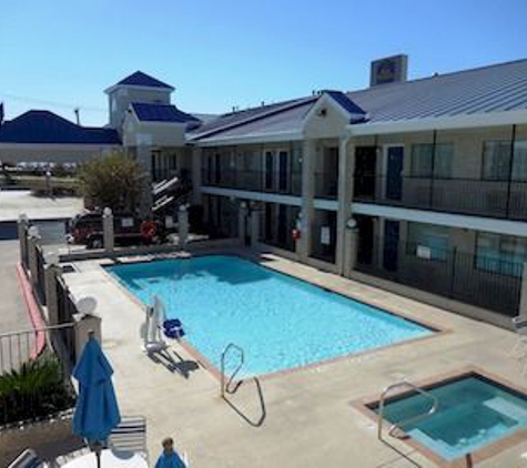 Best Western Garden Inn - San Antonio, TX