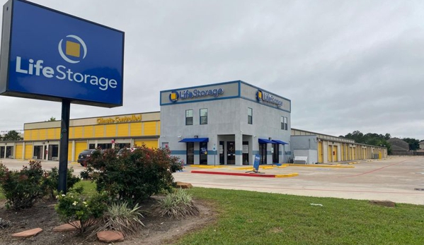 Life Storage - Houston, TX