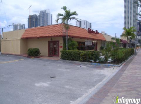 Thai House Cafe & Sushi Bar - Miami, FL