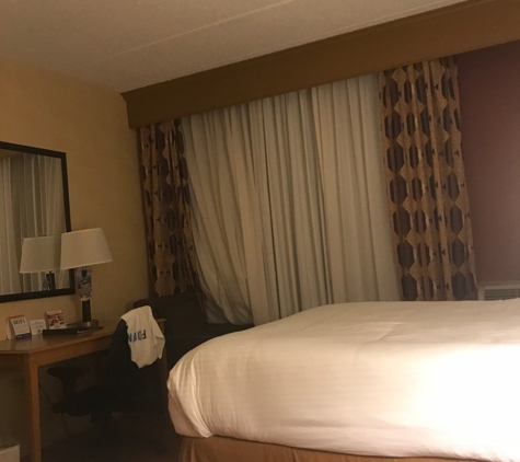 Ramada by Wyndham - Toms River, NJ