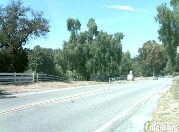 Saint Lukes Presbyterian Church - Rolling Hills Estates, CA