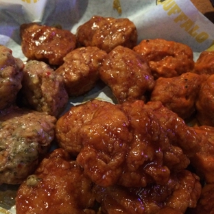 Buffalo Wild Wings - Waukegan, IL