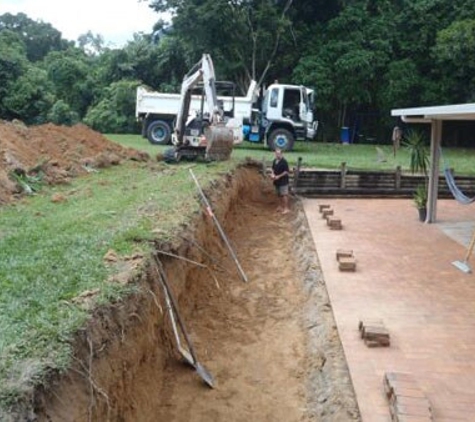 Rhino Excavator & Bobcat Hire - Cairns, QLD