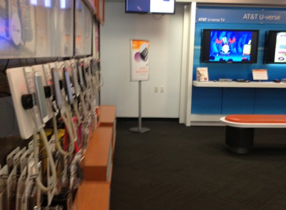 AT&T Store - Avon, IN