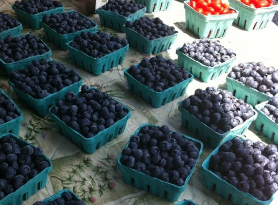 Hay Ground Mkt - Bridgehampton, NY