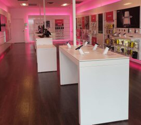 T-Mobile - Grand Rapids, MI