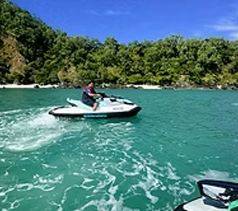 Jetski Cairns | Tours and Rentals - Cairns City, QLD