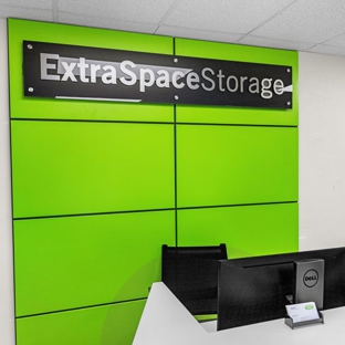 Extra Space Storage - Bradenton, FL