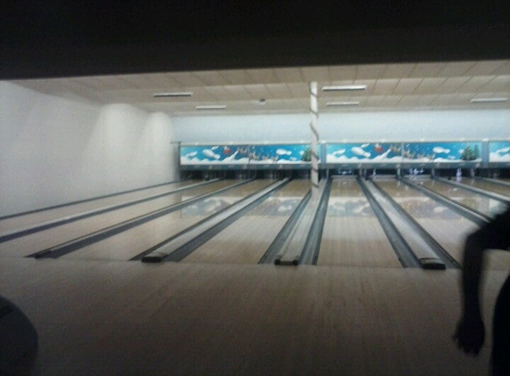 Oregon Trail Lanes - Saint Helens, OR