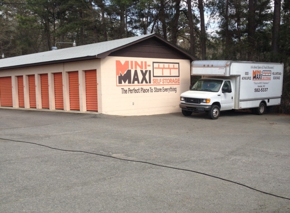 Mini-Maxi Self Storage - Hamlet, NC