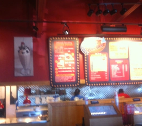 Fuddruckers - Ashburn, VA