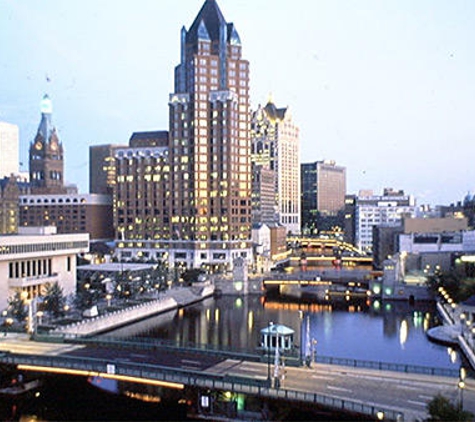 Kmiec Law Offices - Milwaukee, WI