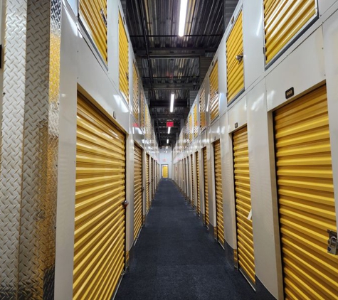 Life Storage - Bronx - Bronx, NY