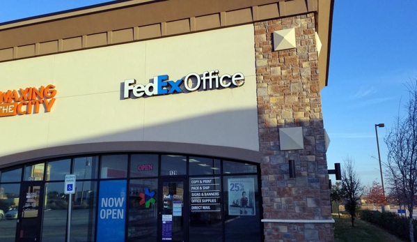 FedEx Office Print & Ship Center - Fort Worth, TX