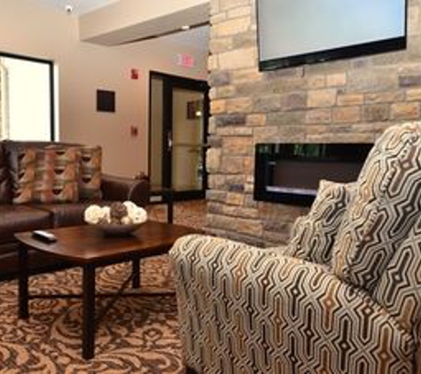 Cobblestone Inn & Suites - Clarion - Clarion, IA