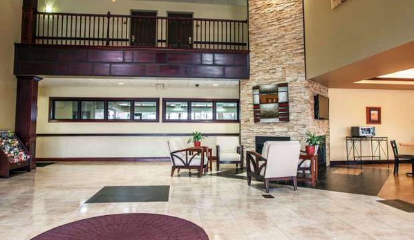 Comfort Suites - Elgin, IL