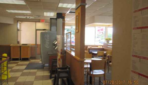 Wendy's - Coralville, IA