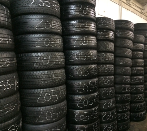 Los Reyes Tire Warehouse - El Cajon, CA