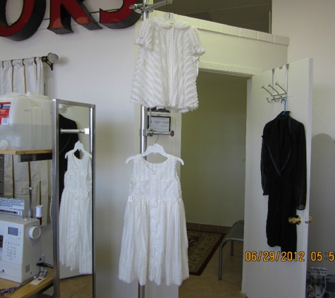 Carson Street Tailoring & Tuxedo - Carson City, NV