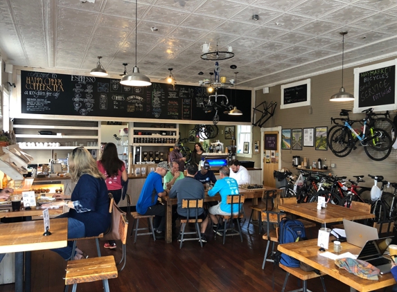Happy Creek Coffee & Tea - The Plains, VA