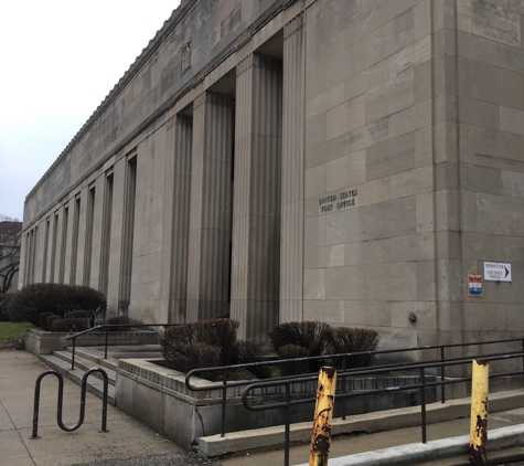 United States Postal Service - Oak Park, IL