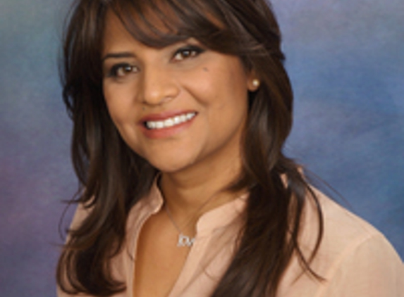 Anita Pandey - Miami, FL