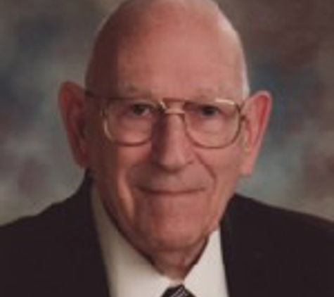 Dr. Olwyn Kenneth Davies, MD - Silverton, OR