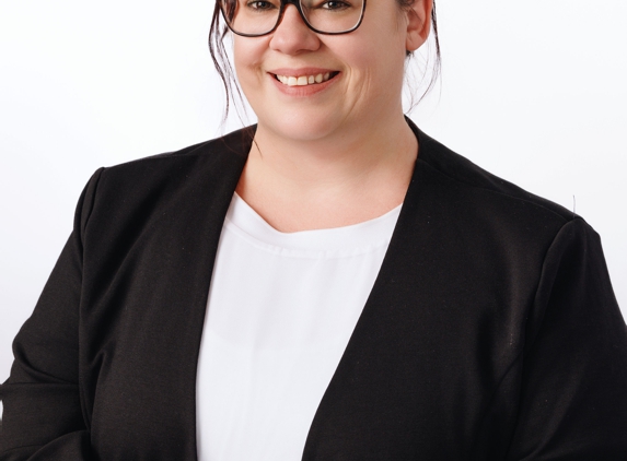 Pogson Cronin Kerr Solicitors & Notary - Lavington, NSW. Sarah Bowman