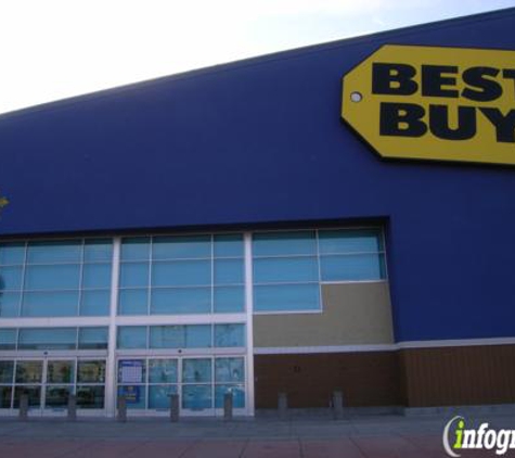 Best Buy - Oakland, CA