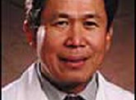 Dr. Nestor C Alabarca, MD - Lake Geneva, WI