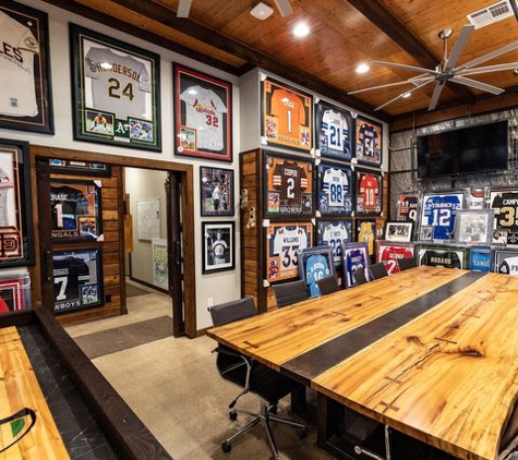 Fadders Sports Memorabilia - Keller, TX