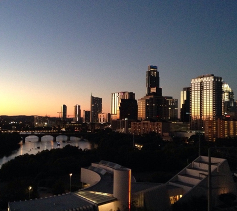 SkyHouse Austin Apartments - Austin, TX