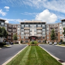 Weston Lakeside Apartments - Apartments