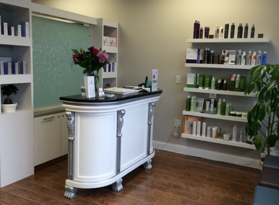 Aviara Salon and Spa - Middlebury, CT