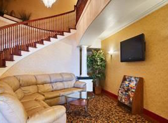 Best Western Henrietta Inn & Suites - Henrietta, TX