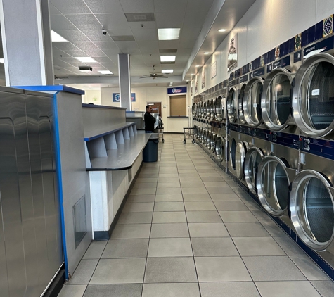 EZ Express Laundry - Vista, CA