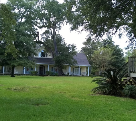 Waveland Shoofly Manor - Waveland, MS. Waveland Shoofly Manor Front View!