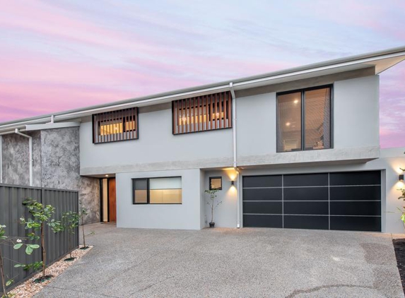 MEK Plastering Pty Ltd - Perth, WA. the house that the owners built!