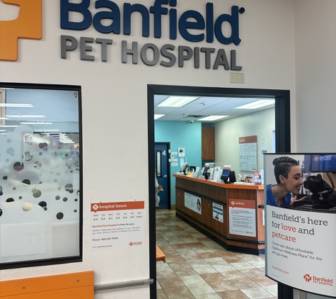 Banfield Pet Hospital - Lakewood, CO